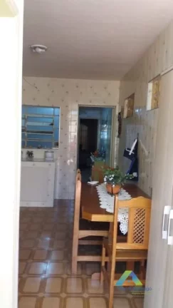 Imagem Ótimo Sobrado todo reformado com edicula e ótima localização