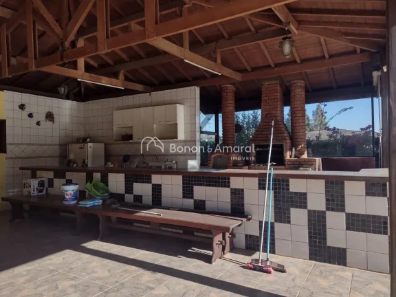 Imagem O condomínio Manege Residence é composto por 18 lotes. 

O aluguel em questão é de um lote priva...