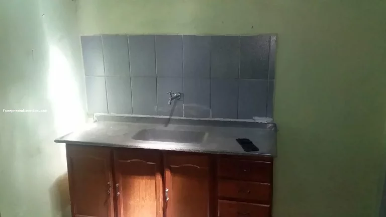 Imagem Casa para Venda em Iracemápolis, Jardim Iracema, 2 dormitórios, 1 banheiro, 1 vaga