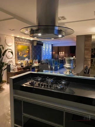 Imagem Belíssimo apartamento localizado na Beira-Mar Norte. Totalmente decorado, com móveis planejados de...