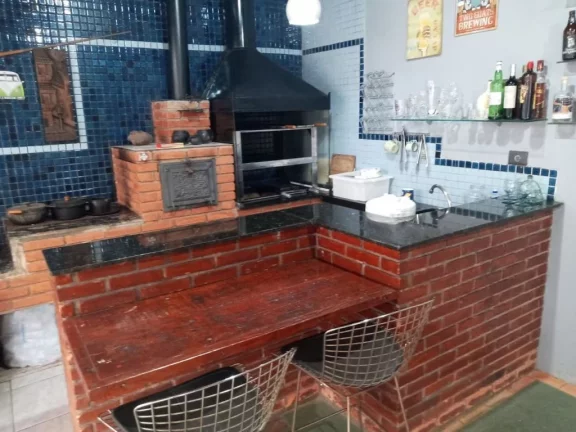 Imagem Sobrado com 3 dormitórios à venda, 290 m² por R$ 900.000,00 - Cidade Edson - Suzano/SP