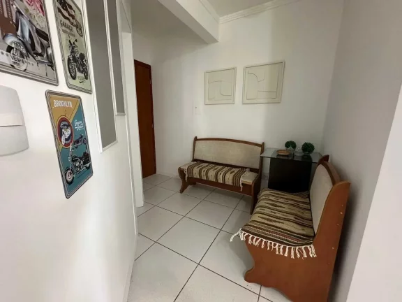 Imagem Apartamento mobiliado de 1 dormitório e 1 vaga de garagem no Centro Balneário Camboriú