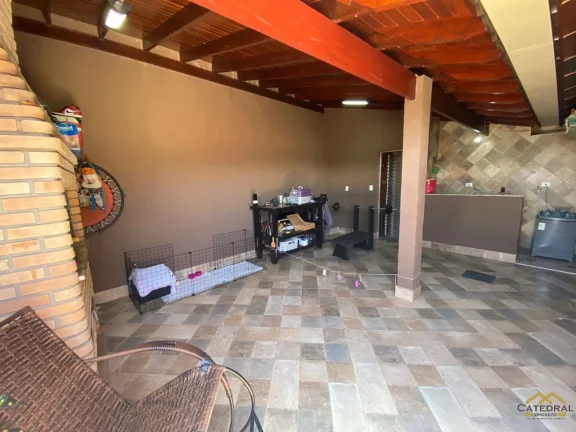 Imagem Casa com 3 quartos (1 suíte) na Vila Aparecida à Venda em Jundiaí/SP