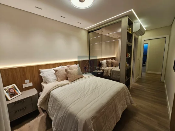 Imagem EXCLUSIVIDADE- Cobertura Duplex - Água Verde. 317m². 4 suítes. 4 vagas.