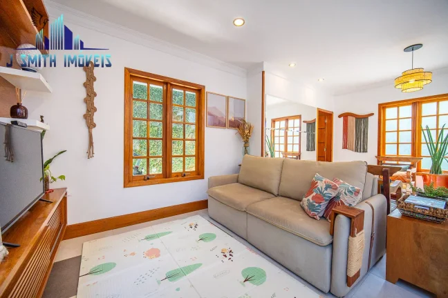 Imagem CASA ESTILO CAMPESTRE, LINDA, 3 SUÍTES. ÓTIMOS ACABAMENTOS.