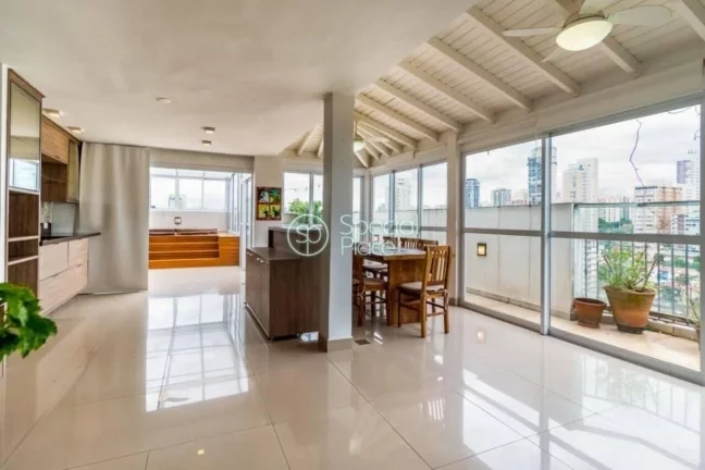 Imagem Ótima cobertura em Perdizes com 237m² divididos em dois pavimentos. No primeiro piso temos um óti...