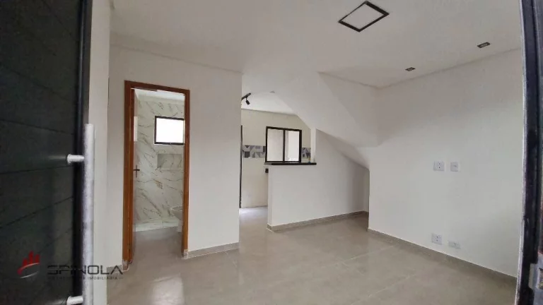 Imagem Casa com 2 dormitórios à venda, 55 m² por R$ 310.000,00 - Maracanã - Praia Grande/SP