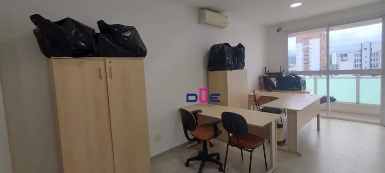 Imagem Sala comercial completa com sala de reunião e copa na Vila Rica, Santos