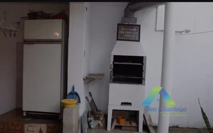 Imagem Casa com 2 dormitórios, quintal com churrasqueira, 150 m² ótimo preço e localização!