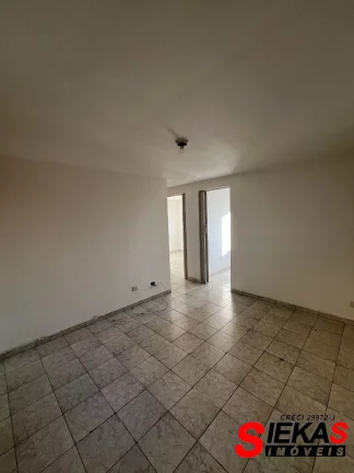 Imagem Aluguel de Apartamento Impecável em Itaim Paulista, SP: 2 Quartos, 1 Banheiro, Vaga de Garagem!