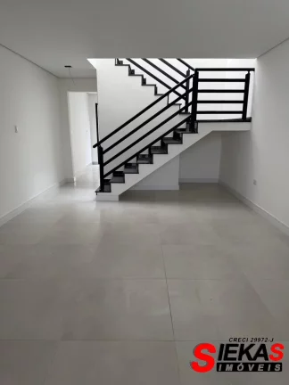 Imagem Imperdível oportunidade: Casa à venda em São Paulo-SP, Vila Prudente - 3 quartos, 1 suíte, 1 sala, 2 banheiros, 2 vagas, 107m²!