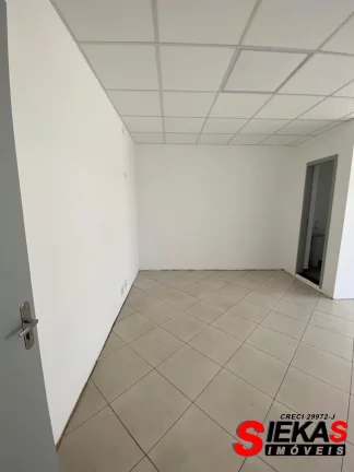 Imagem Ponto Comercial para Locação no Tatuapé, São Paulo-SP - 8 Salas, 8 Banheiros, 235m² de Área