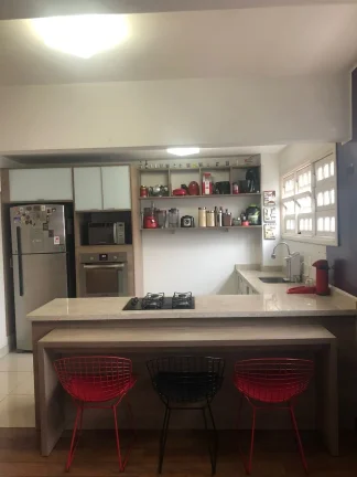 Imagem Apartamento 120M², 3Q, 1 Suíte com Hidro, 1 Suíte, Closet, Lavabo, Quintal Grande Coberto, Próximo Metrô.