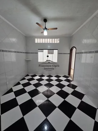 Imagem Casa à venda no bairro Parque São Francisco - Guaratinguetá/SP