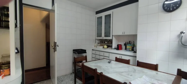 Imagem Sobrado Vila Hamburguesa - 452M², 4 Dorms, 4 Suítes, 4 Vagas.