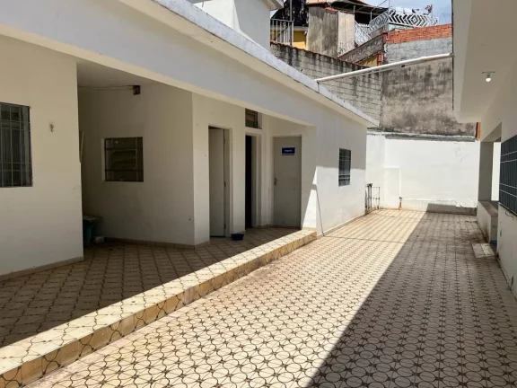 Imagem Casa com 3 dormitórios para alugar, 450 m² por R$ 9.374,00/mês - Vila Romanópolis - Ferraz de Vasconcelos/SP
