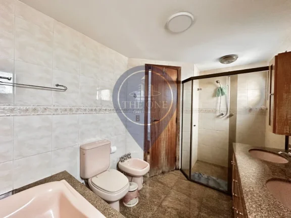 Imagem Apartamento de luxo com 4 quartos e 3 vagas na Vila Mariana, São Paulo-SP: 2 suítes, 2 salas, 4 banheiros e 177m². Venha conferir!