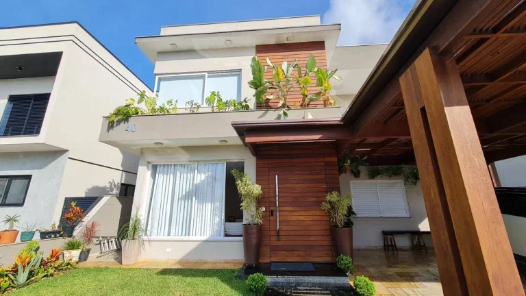 Imagem Casa à Venda em Condominio de Altao Padrão no Massaguaçu em Caraguatatuba
