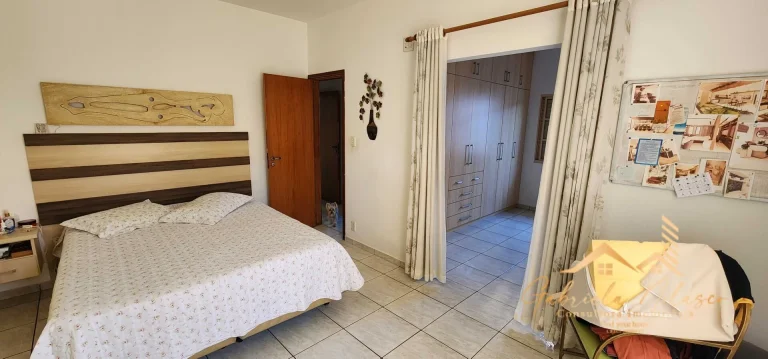 Imagem Casa no Bairro Santa Cruz com 3 dormitórios em Mogi Mirim