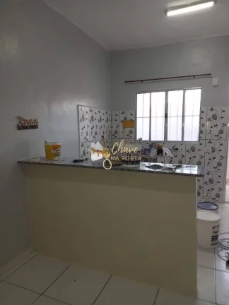 Imagem Sobrado com 4 casas à venda no Embu das Artes
