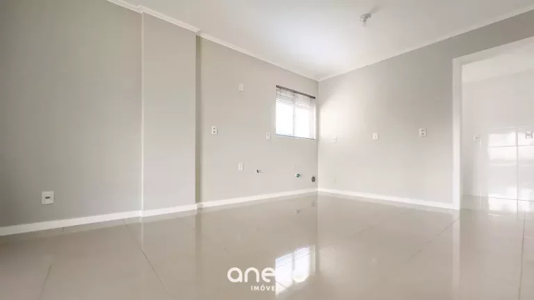 Imagem Apartamento para Locação em Blumenau com 3 dormitórios sendo 3 suítes com 2 vagas de garagem.