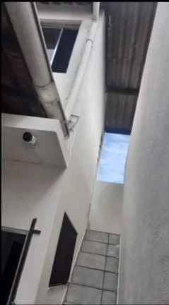 Imagem Casa com 4 dormitórios à venda PROXIMO A PRAIA DIVISA COM TUPI E OCEAN 94 m² por R$ 410.000 - Vila Assunção - Praia Grande/SP