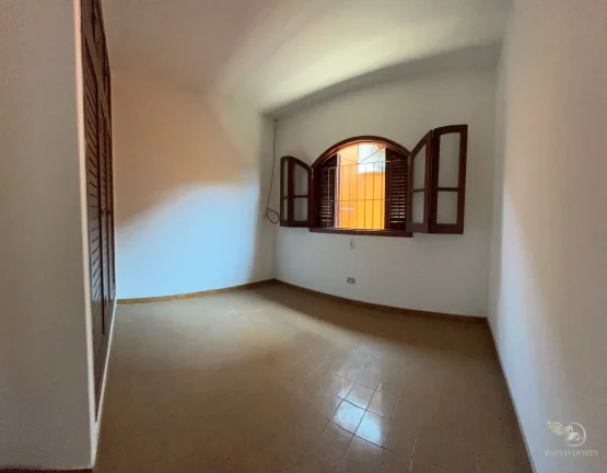 Imagem CASA À VENDA COM 4 DORMITÓRIOS NO CENTRO DE UBATUBA- SÃO PAULO