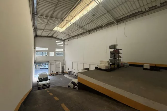 Imagem Galpão versátil com 454 m² na Lapa – Excelente Localização