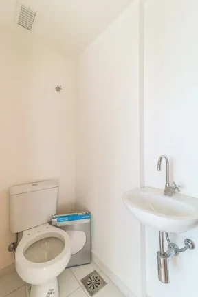 Imagem Sala Comercial para Venda em Rio de Janeiro, Campo Grande, 1 banheiro, 1 vaga