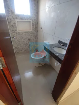 Imagem Casa em Itanhaém com 2 Dormitórios, Piscina e Espaço Gourmet - Lado Praia 294mil