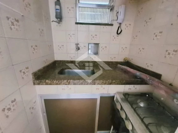 Imagem Apartamento de 1 Quarto para Venda em Copacabana com 33 m²