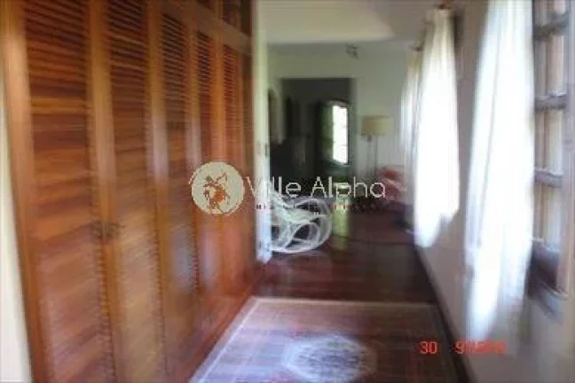 Imagem Fantástica Casa a venda no condomínio fechado da Santa Terezinha em Santos