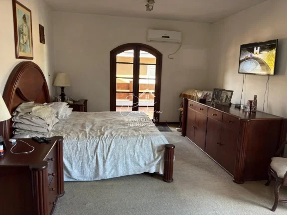 Imagem Imperdível oportunidade de permuta casa em condomínio na Enseada, Guarujá-SP, com 4 quartos, 3 suítes e 480m² de área!