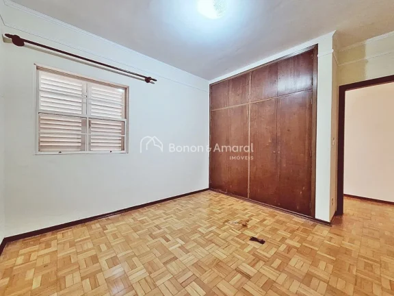 Imagem Casa a venda na Vila Nogueira em Campinas!!

Local próximo a lagoa do Taquaral, Shopping Dom Pedro,...
