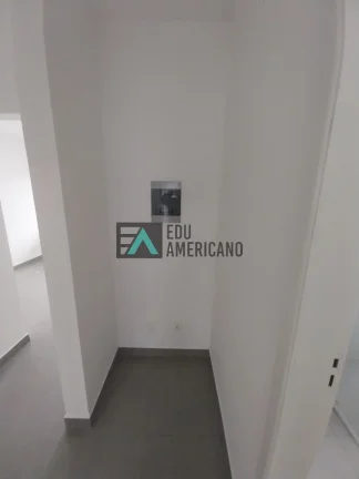 Imagem Casa térrea reformada condomínio vila Atibaia 2 dorm. Jd. São Felipe