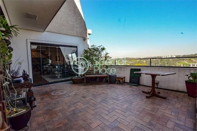 Imagem Cobertura Duplex Jardim Europa. Excelente! Duas suítes (é possível fazer mais dois dormitórios n...