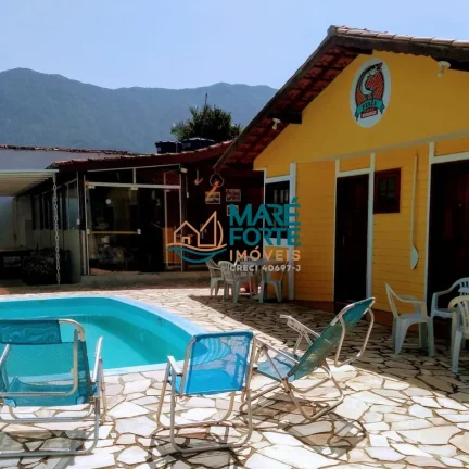 Imagem Linda propriedade Casa sede mais duas Suítes independentes externas ( Chalés )