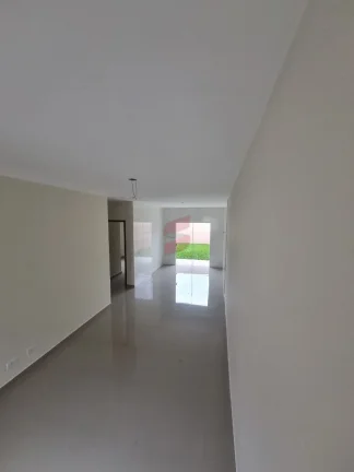 Imagem CASA com 3 dormitórios à venda com 150m² por R$ 550.000,00 no bairro Alto Tarumã - PINHAIS / PR