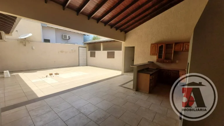 Imagem Casa 260m2 Cond. N.S. Maria Auxiliadora