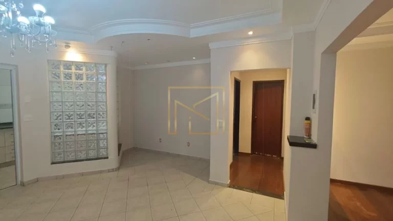Imagem Residência Singular em Jardim Santana: Amplitude e Conectividade em Hortolândia