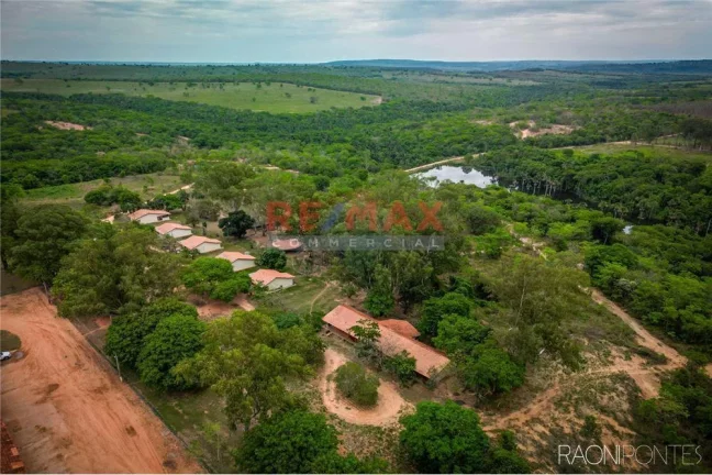 Imagem Fazenda à Venda, 45.340.000 m² em Centro - Figueirão - Figueirão