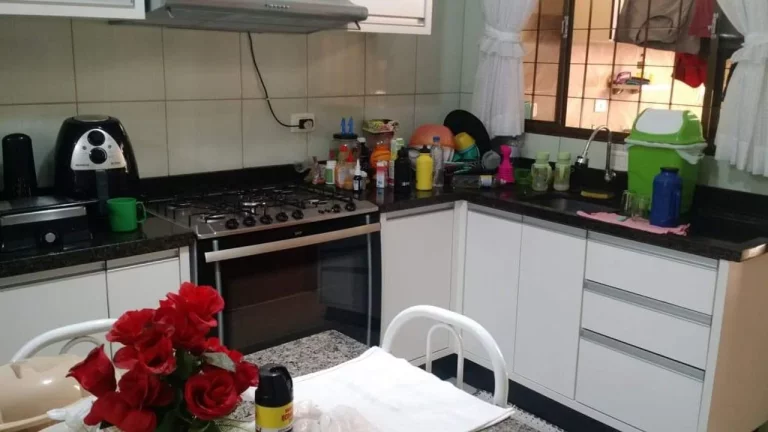 Imagem Casa Usada para Venda em Sarandi, Parque São Pedro, 2 dormitórios, 1 suíte, 2 banheiros, 1 vaga