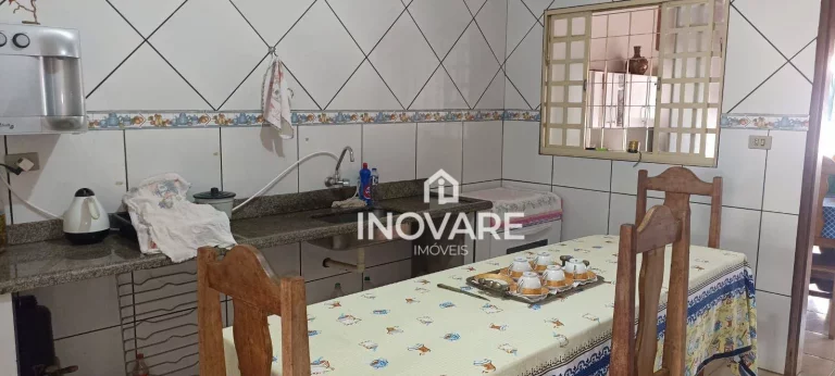 Imagem Casa com 3 dormitórios à venda, 130 m² por R$ 350.000,00 - Setor Santos Dumont - Itumbiara/GO