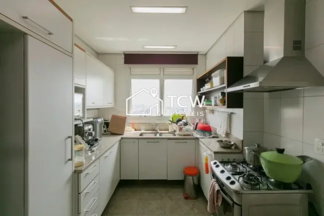 Imagem Apartamento 3 Suítes em Aclimação SP