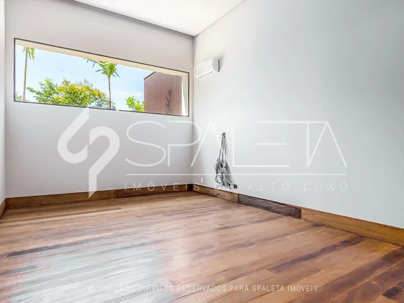 Imagem Belíssima mansão com elevador e acabamento impecável à venda no Terras de São José I