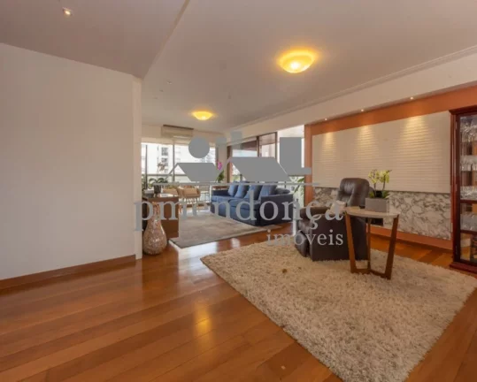 Imagem Apartamento 4 quartos, 5 vagas, 240 m2