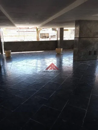 Imagem Apartamento com 2 dormitórios à venda, 62 m² por R$ 170.000,00 - Porto Novo - São Gonçalo/RJ
