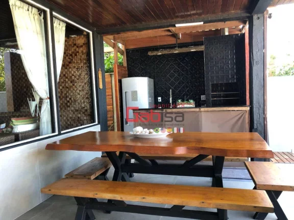 Imagem Casa com 4 dormitórios à venda, 310 m² por R$ 2.200.000,00 - Loteamento Portal da Ferradura - Armação dos Búzios/RJ