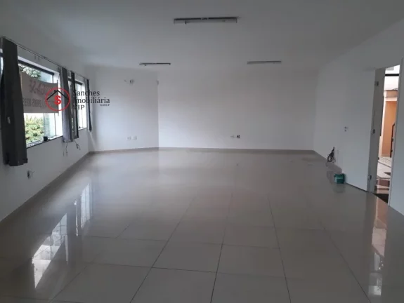 Imagem Salas comerciais para locação | Ao lado do Metrô 110m
