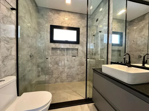 Imagem Casa em Condominio 5 Dormitórios - Bairro --